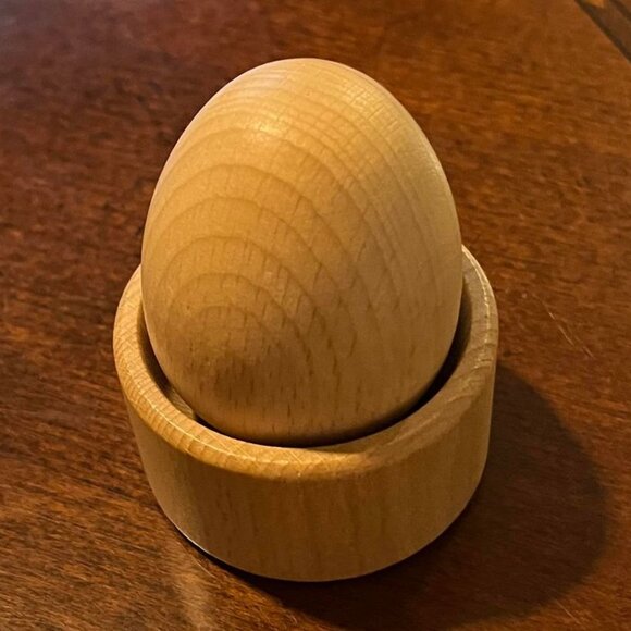 Lovevery Wooden Egg Puzzle Pincer Grab The Explorer play kit 9-10 months - Picture 1 of 5